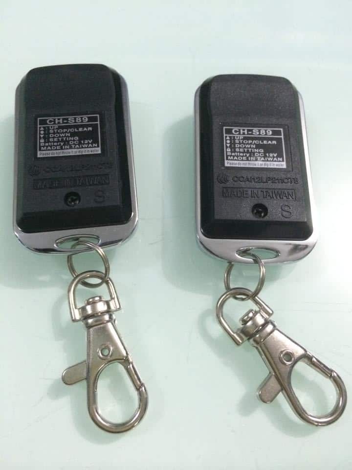 Thay Pin Remote Cửa Cuốn Thay Pin Remote Cửa Cuốn