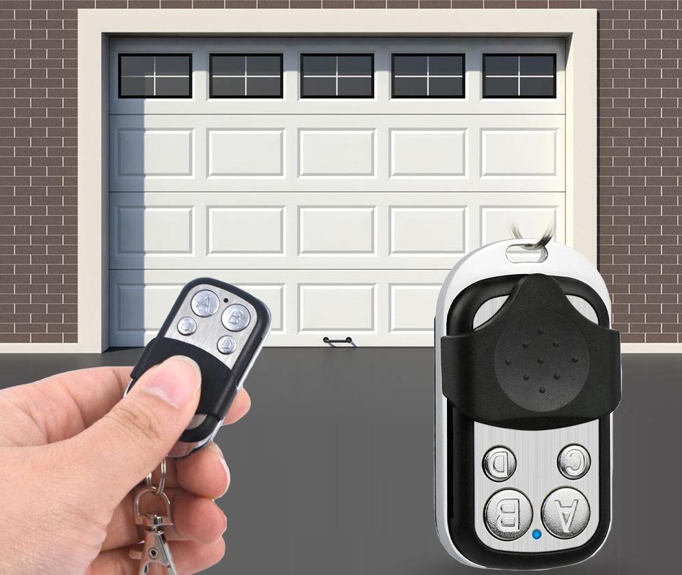 Thay Pin Remote Cửa Cuốn Thay Pin Remote Cửa Cuốn