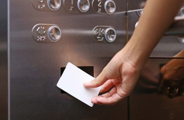 các loại thẻ từ thang máy