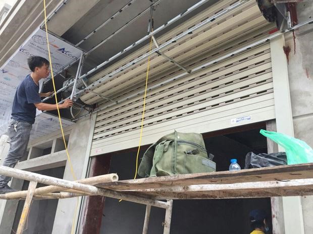 sửa cửa cuốn bị kẹt sửa cửa cuốn bị kẹt