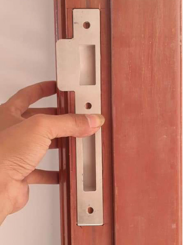 cách lắp khóa cửa tay gạt cách lắp khóa cửa tay gạt